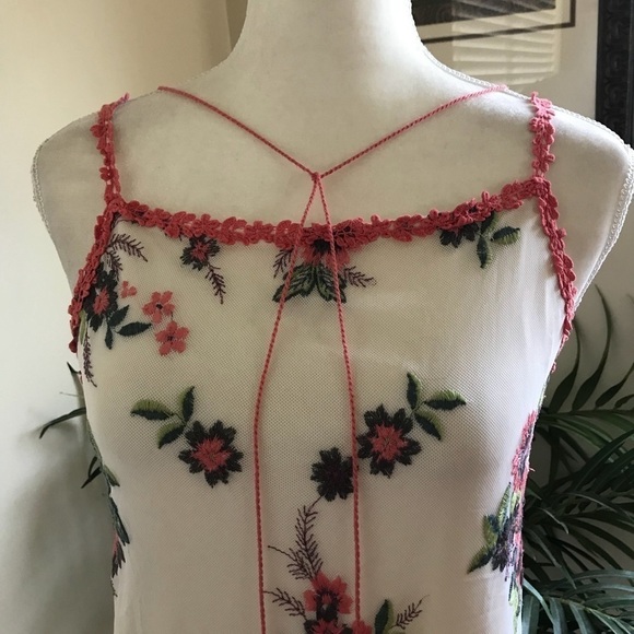 Chelsea & Violet Embroidered Mesh Dress S - Picture 2 of 7